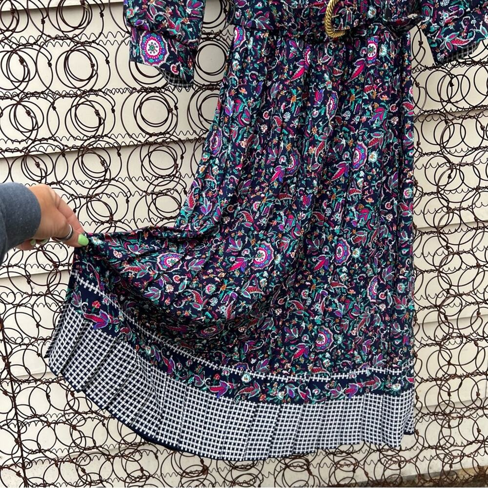 Vintage 80s Breli Floral Paisley Accordion Pleat Dress with Matching Belt - Picture 3 of 10